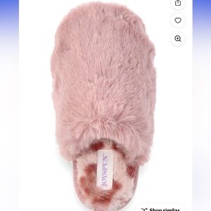 Joyspun Women's Pink Furry Slippers